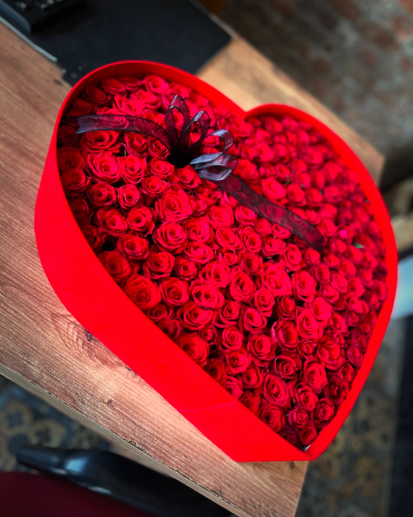 Dev Kalp Kutuda Güller