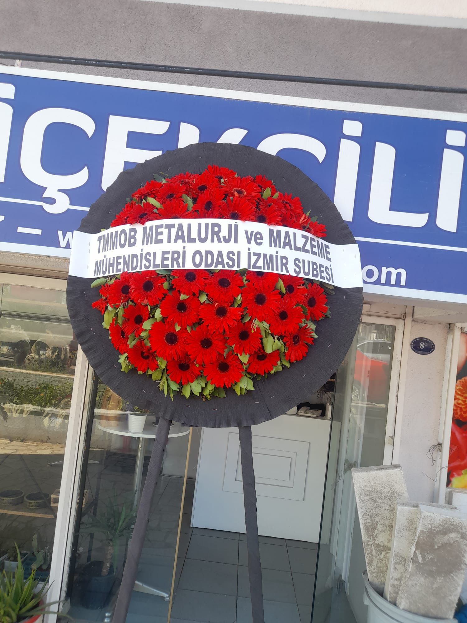 Yuvarlak Model Canlı Cenaze Çelenk